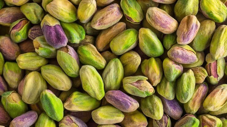 تصویر 3 از مغز پسته شکسته مناسب شیرینی پزی ها